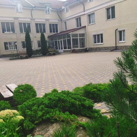 Zhyttedar Ulanov Zewnętrze zdjęcie