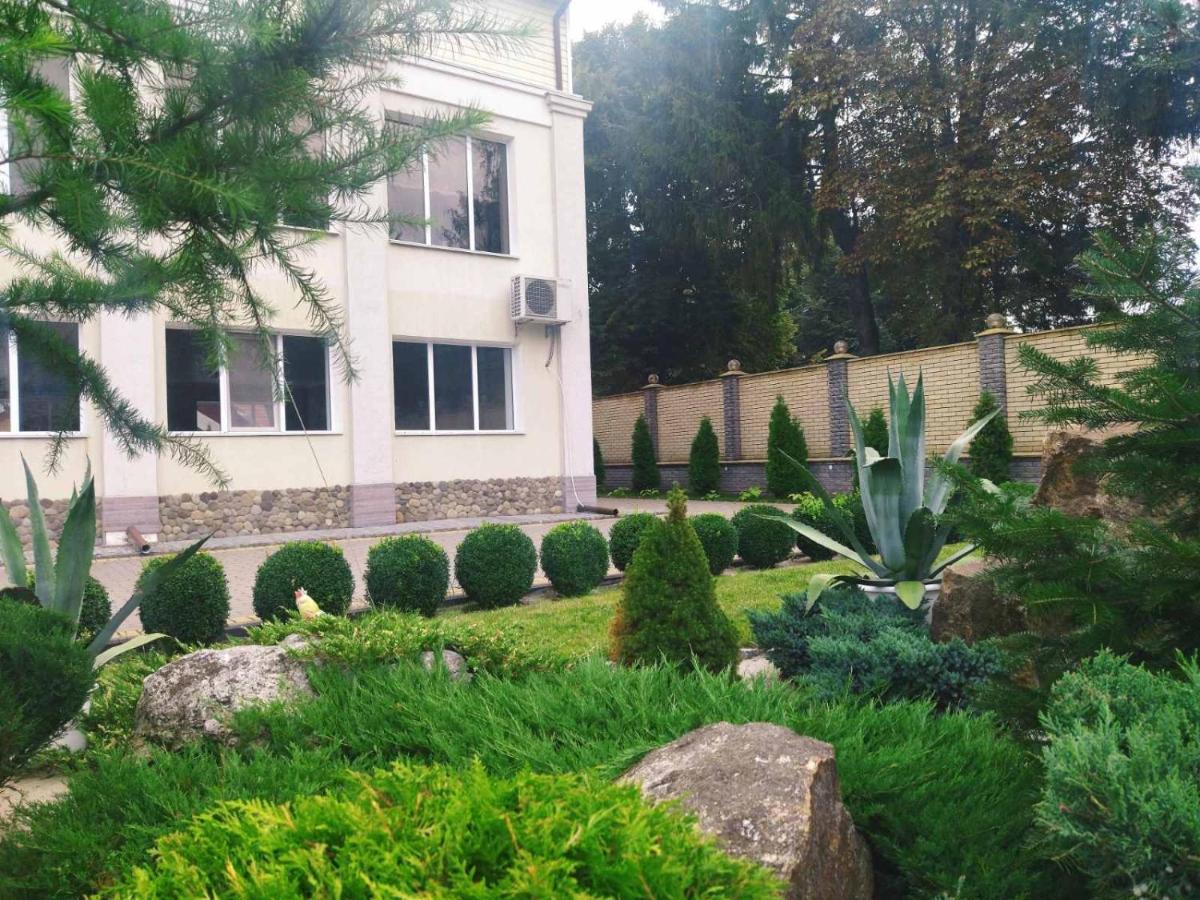 Zhyttedar Ulanov Zewnętrze zdjęcie